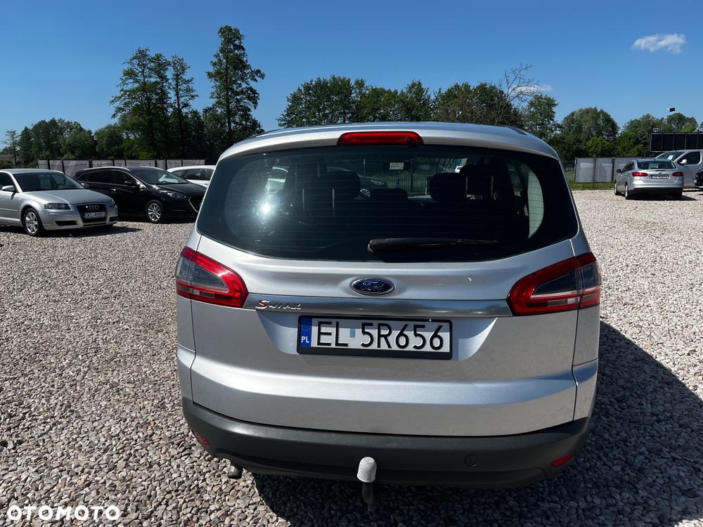 Ford S-Max 2.0 Titanium - 10