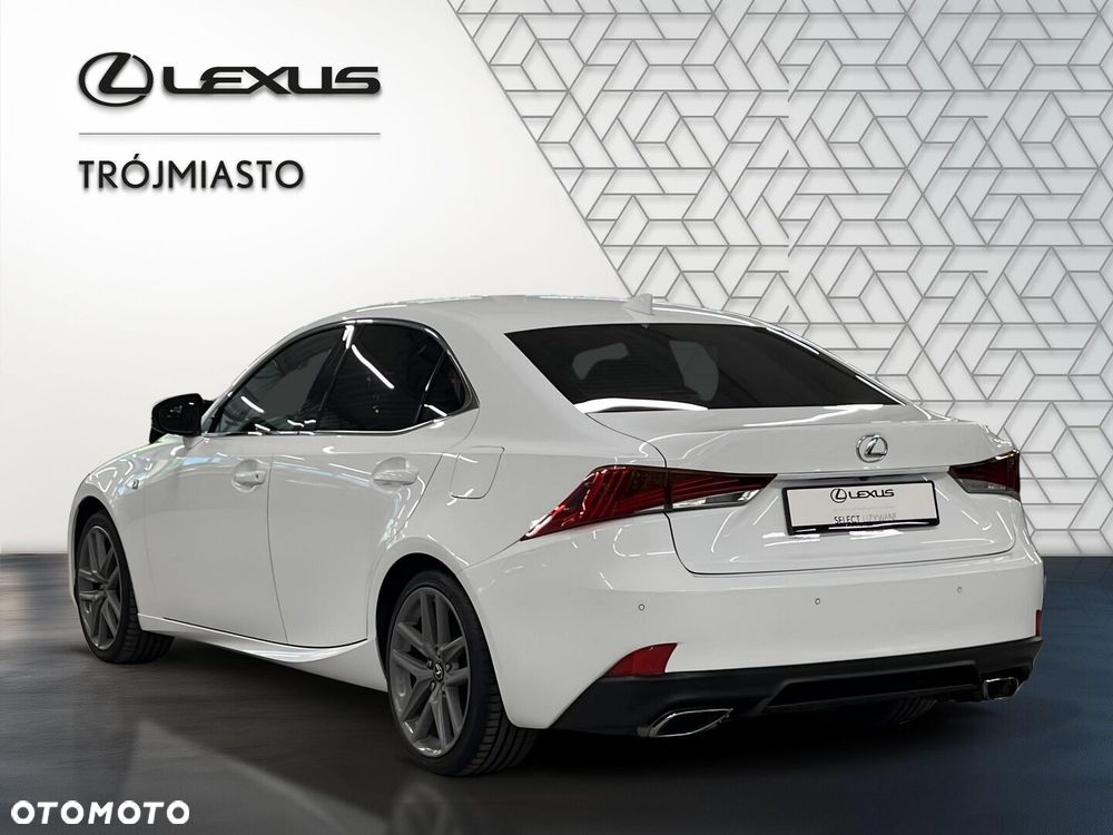 Lexus IS 200t F Sport - 4