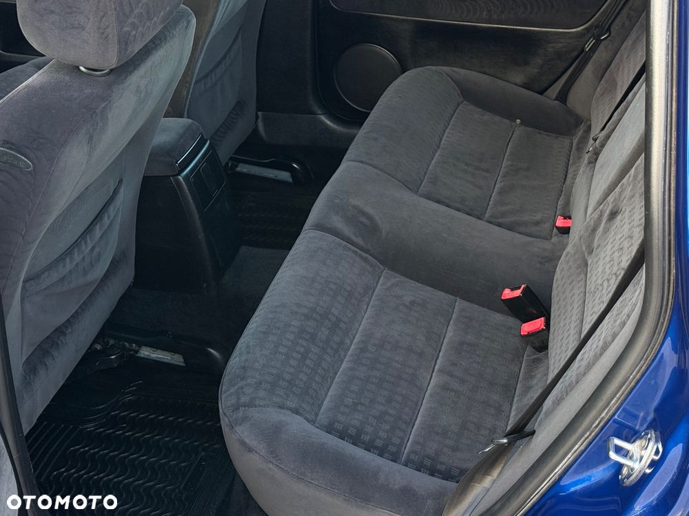 Volkswagen Passat 1.9 TDI Trendline - 8