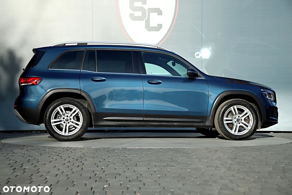 Mercedes-Benz GLB 200 7G-DCT - 11