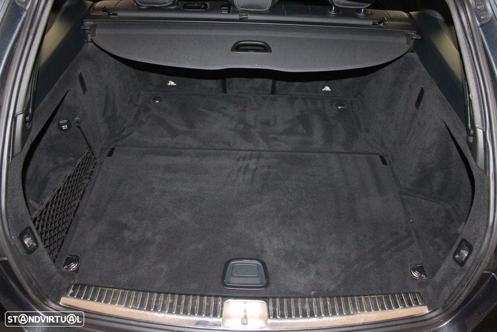 Mercedes-Benz c-200 d AMG Line Aut. - 36