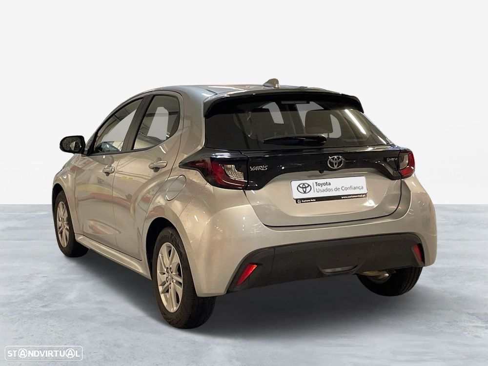 Toyota Yaris — photo 2