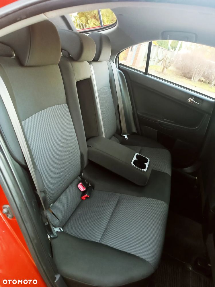Mitsubishi Lancer 1.8 Instyle - 21