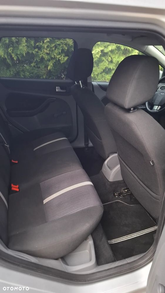 Ford Focus 1.6 TDCi Trend DPF - 12