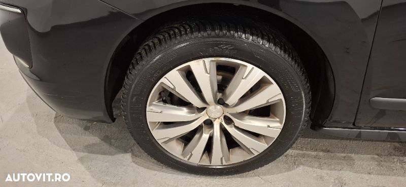 Peugeot 3008 - 5