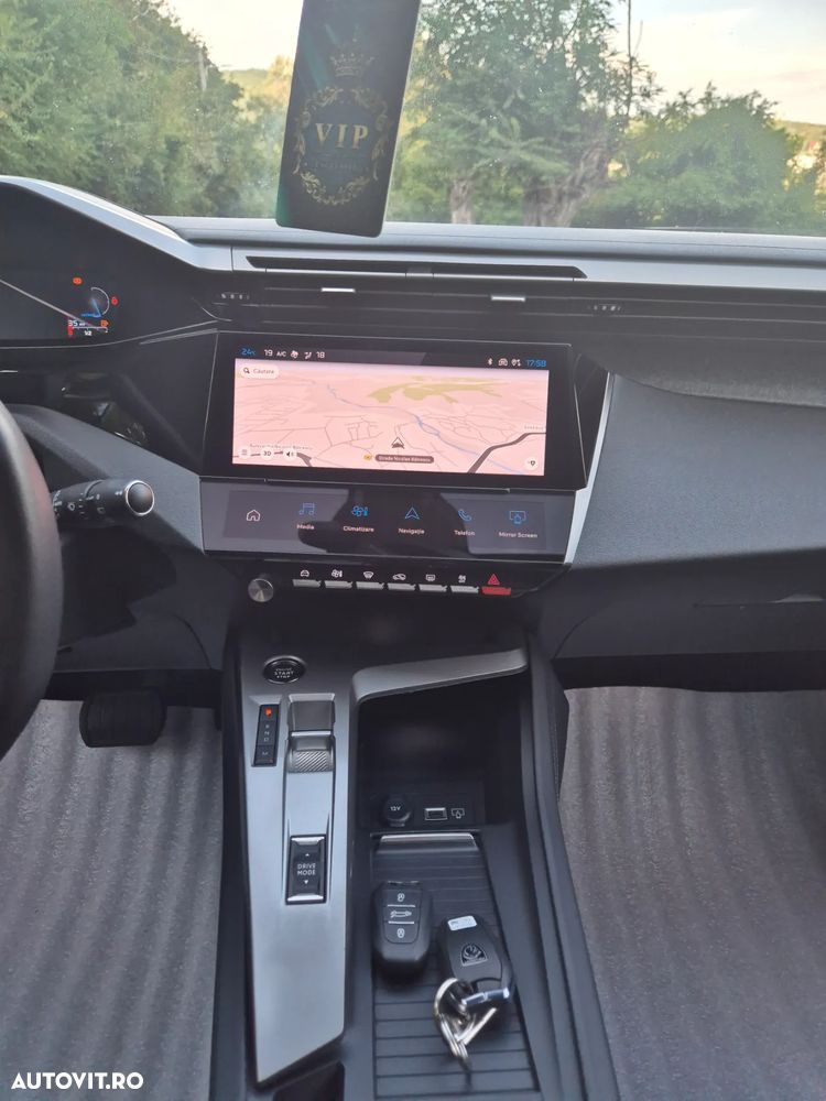 Peugeot 308 SW BlueHDi 130 EAT8 Allure Pack - 21