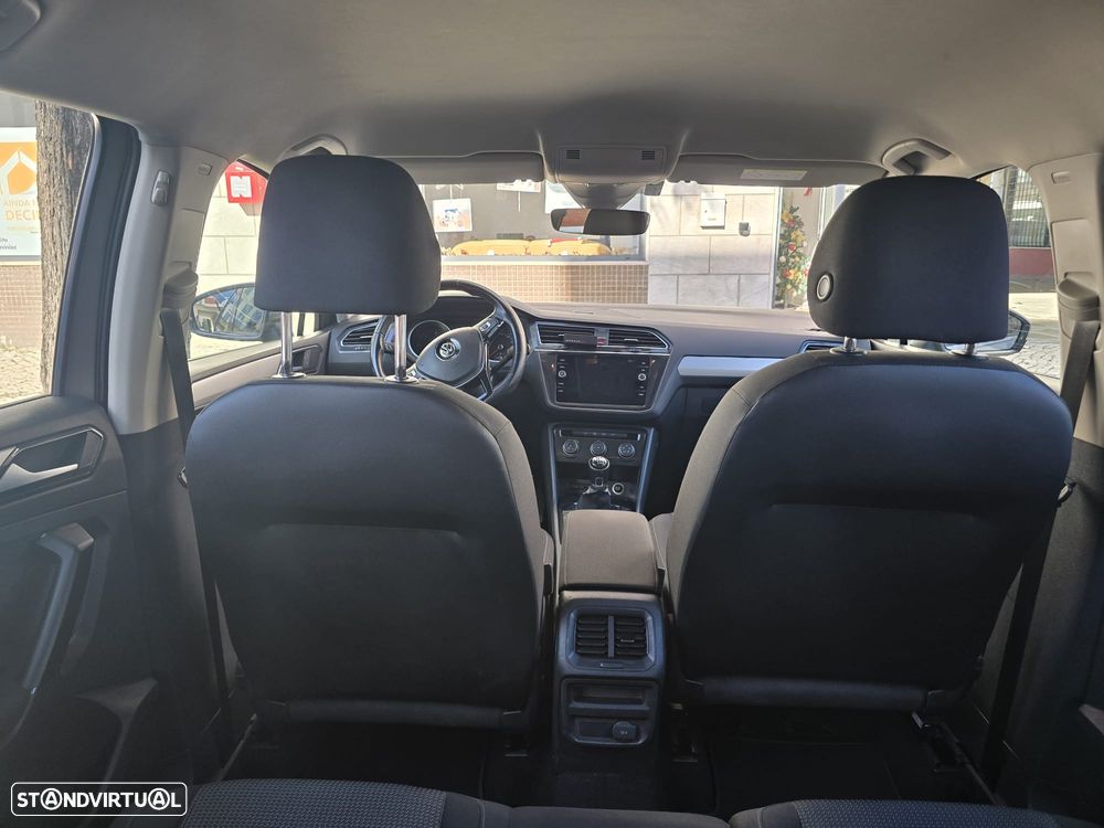 VW Tiguan 1.6 TDI Trendline - 12
