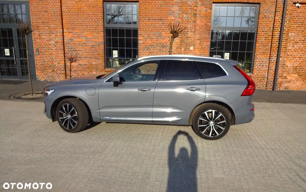 Volvo XC 60 T8 Plug-In Hybrid AWD Ultra Dark - 8