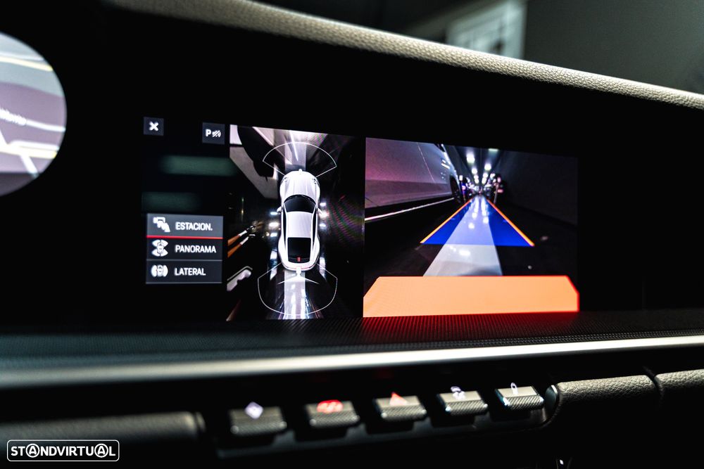 Porsche 911 (992) Carrera 4 PDK - 17
