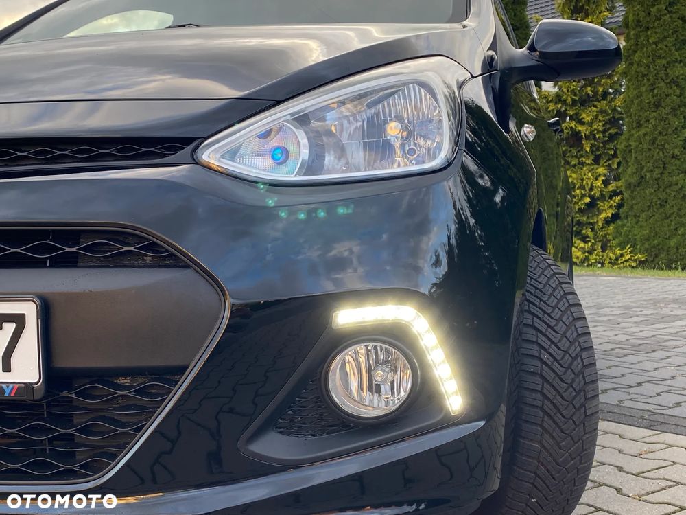 Hyundai i10 1.2 Fifa World Cup Edition - 22
