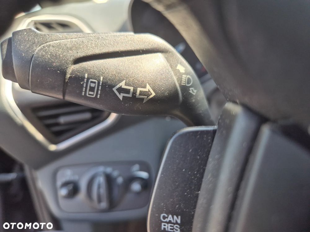 Ford C-MAX 1.6 TDCi Start-Stop-System Titanium - 22