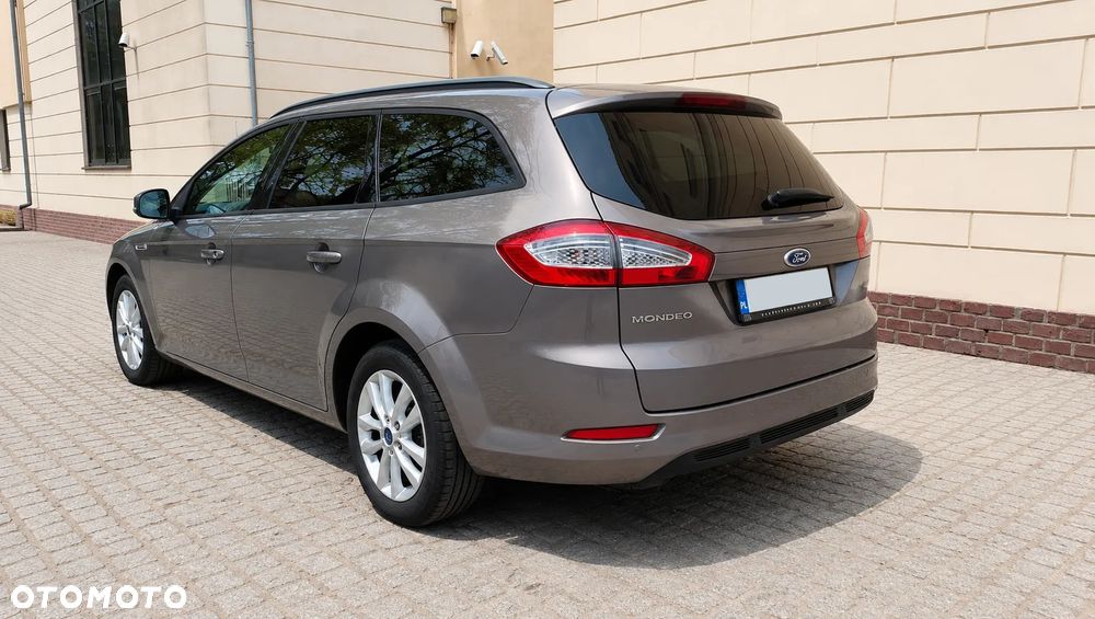 Ford Mondeo 2.0 TDCi Ambiente - 8