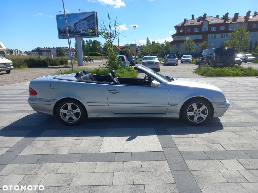 Mercedes-Benz CLK - 6