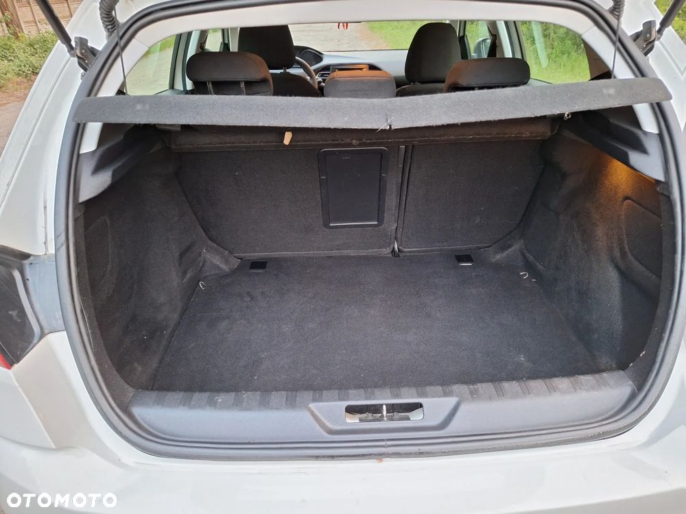Peugeot 308 - 12