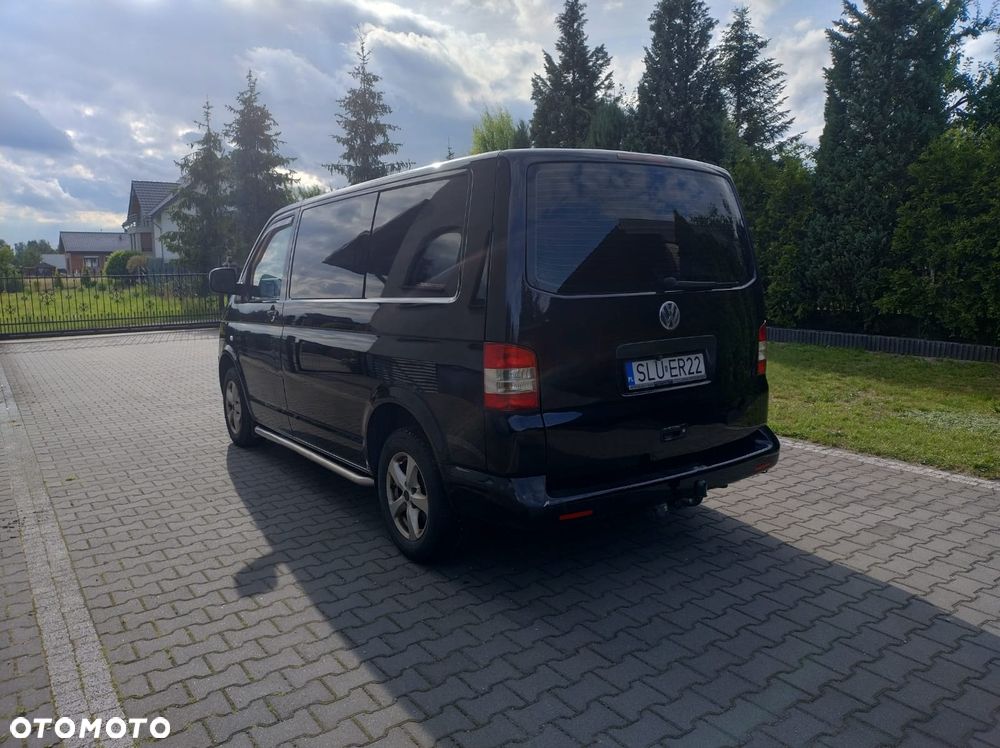 Volkswagen Transporter - 2