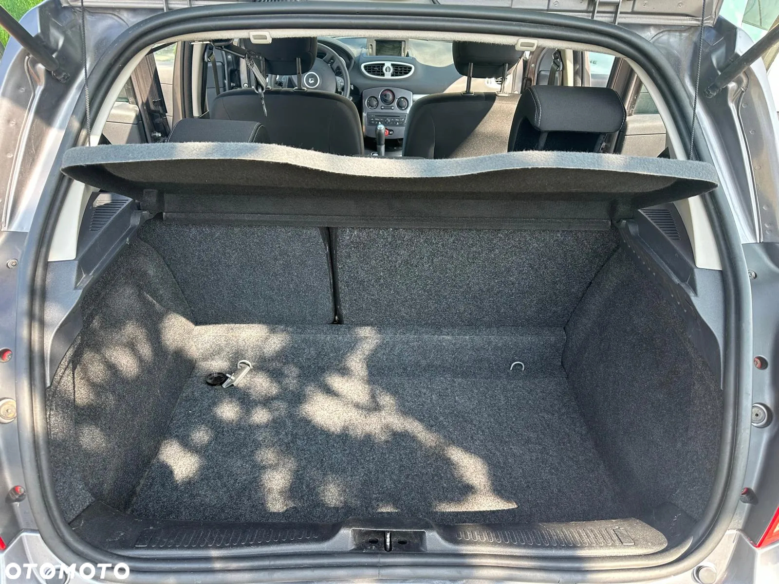 Renault Clio 1.2 16V 75 GPS - 15