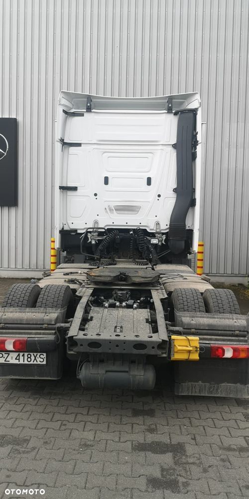 Mercedes-Benz ACTROS MP4 - 3