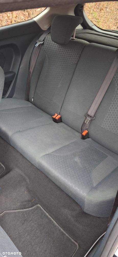 Ford Fiesta 1.6 Sport - 12