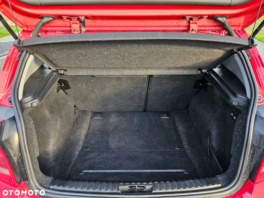 BMW Seria 1 118i Edition Sport - 13