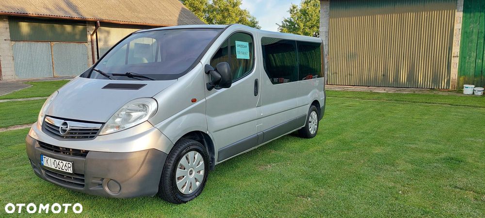 Opel Vivaro - 2