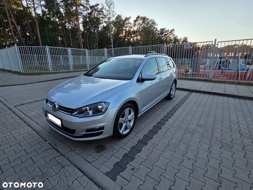 Volkswagen Golf 1.6 TDI BlueMotion Comfortline - 26