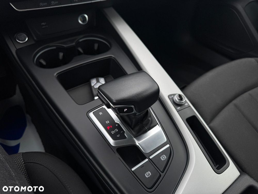 Audi A4 Limousine - 27