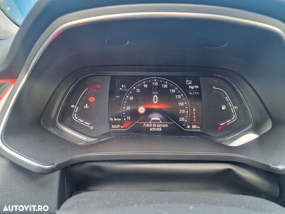 Renault Captur - 21