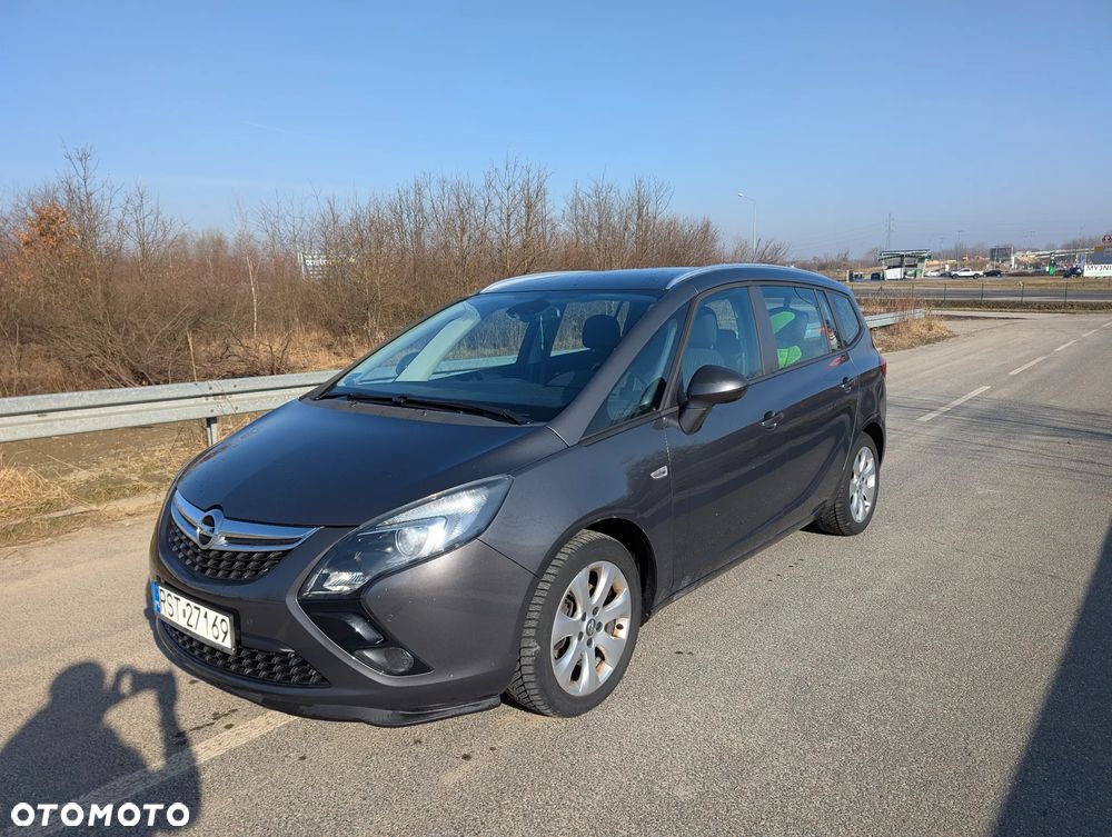 Opel Zafira - 11