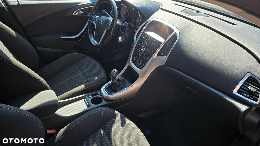 Opel Astra 1.4 Turbo Innovation - 18