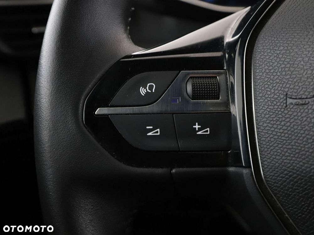 Peugeot 2008 PureTech 130 Allure Pack - 31
