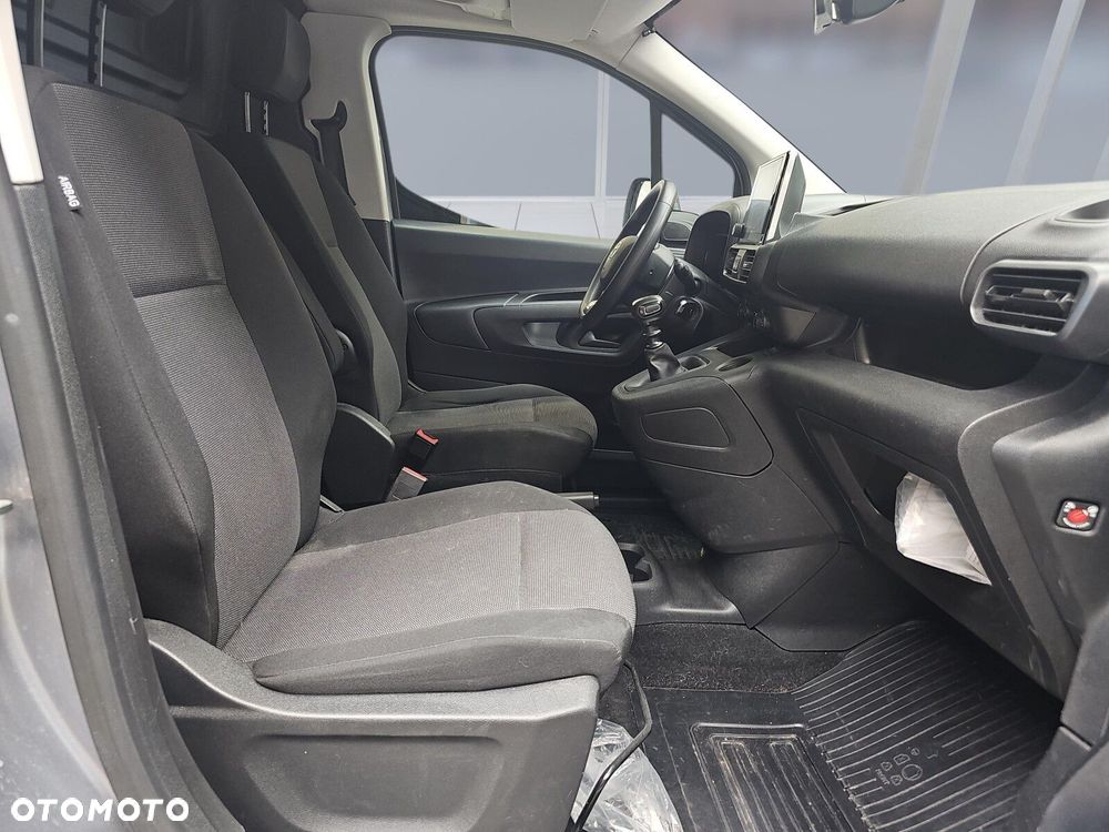 Toyota ProAce 2.3T 1.5D-4D 100KM long Furgon Active - 9