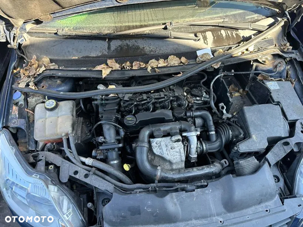 FORD FOCUS MK2 LIFT KOMBI 07-11 1.6 TDCI CHŁODNICA POWIETRZA INTERCOOLER R8