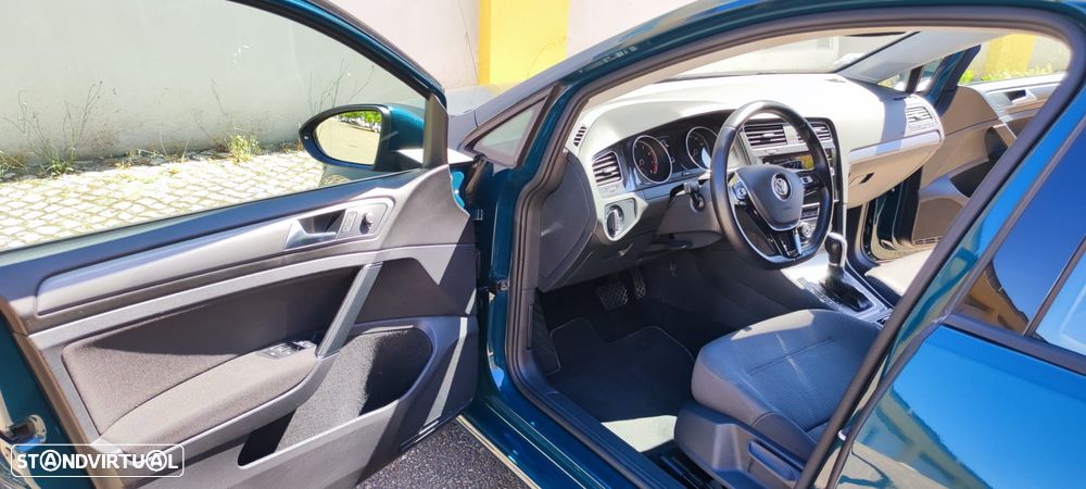 VW Golf 1.0 TSI Confortline DSG - 19