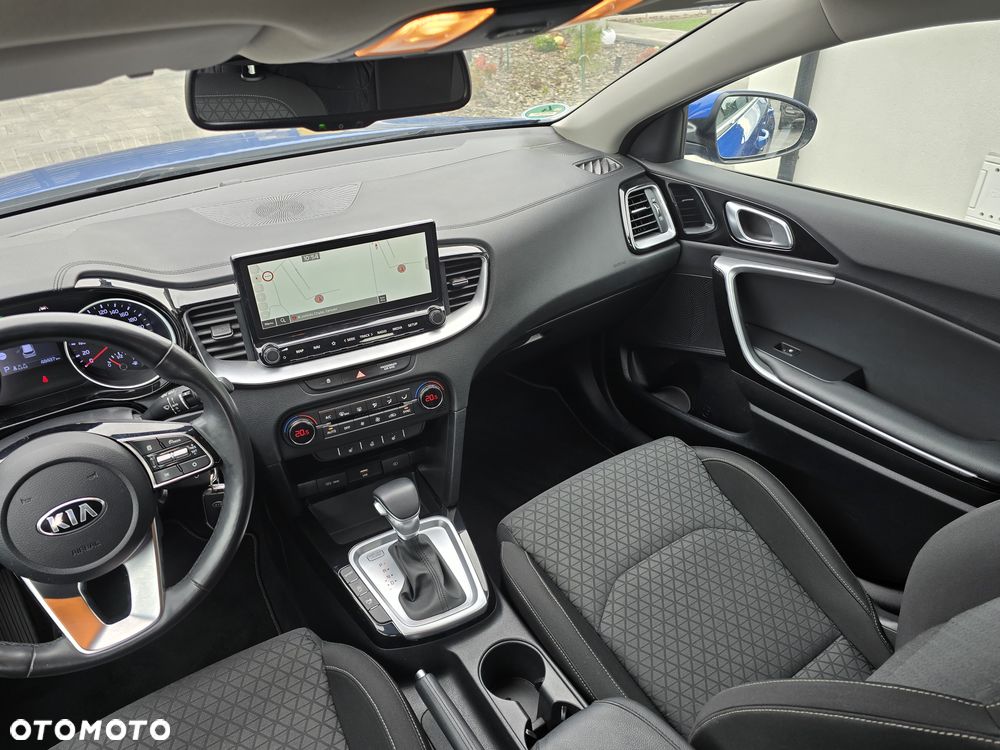 Kia Ceed 1.4 T-GDI DCT OPF Platinum Edition - 22