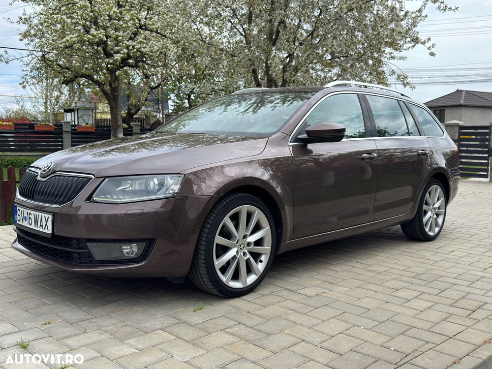 Skoda Octavia 1.4 TSI ELEGANCE DSG - 2