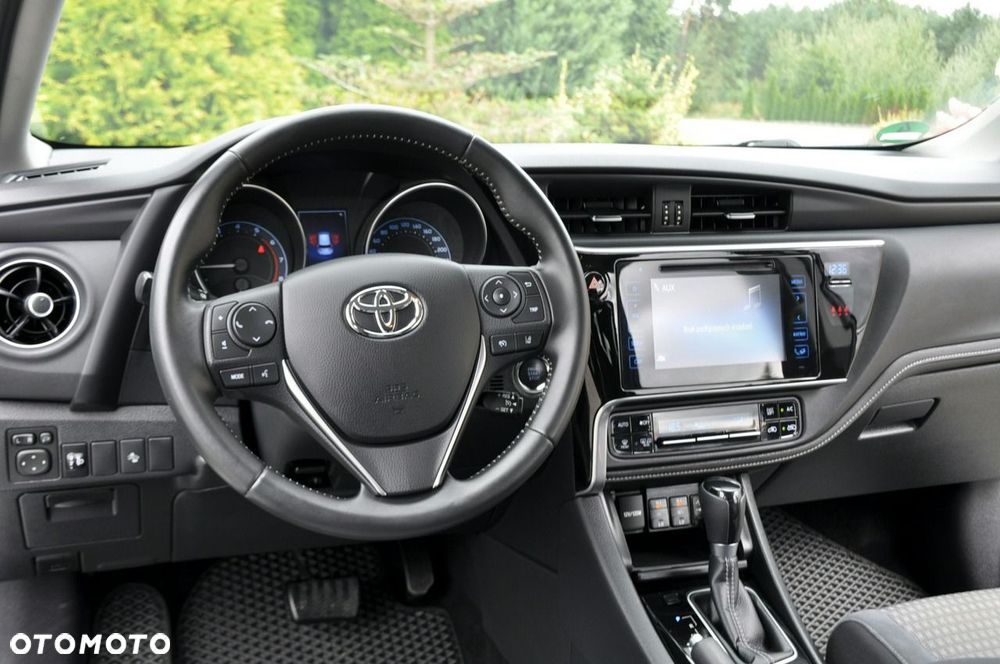 Toyota Auris - 30