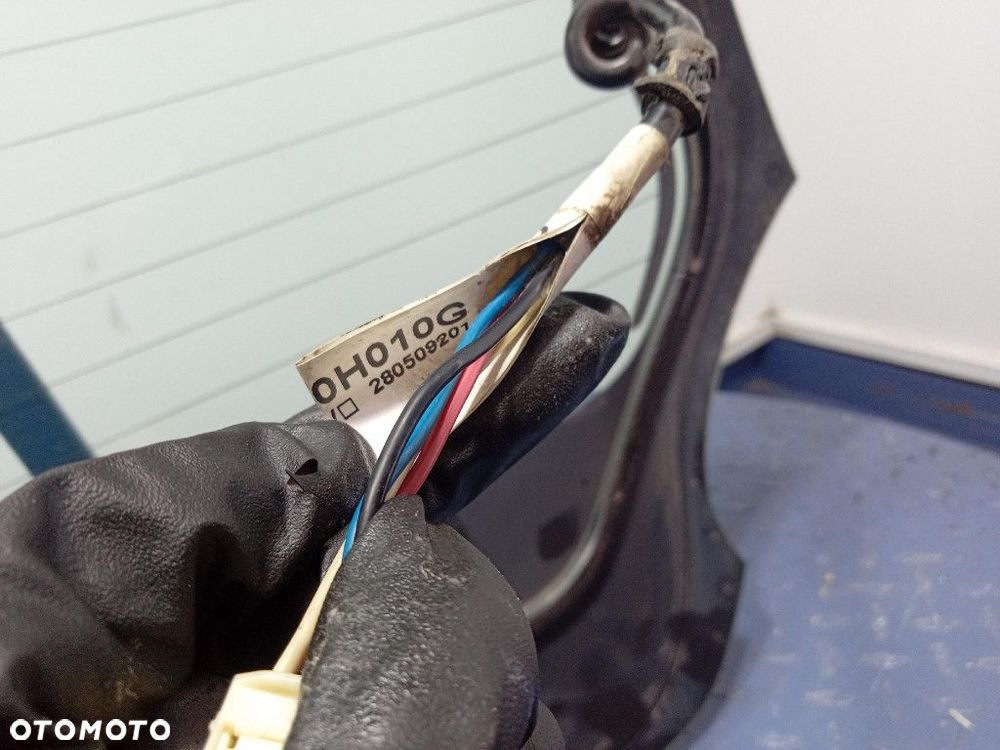 TOYOTA AYGO I TYLNA KLAPA BAGAŻNIKA SZYBA TYŁ - 8