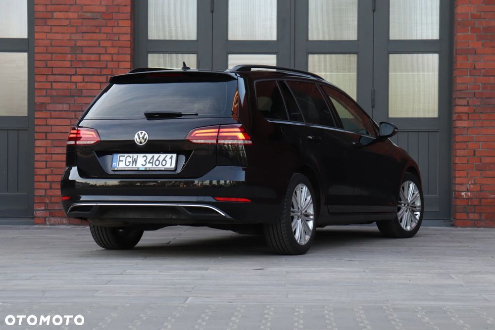 Volkswagen Golf Variant 2.0 TDI (BlueMotion Technology) DSG Highline - 11