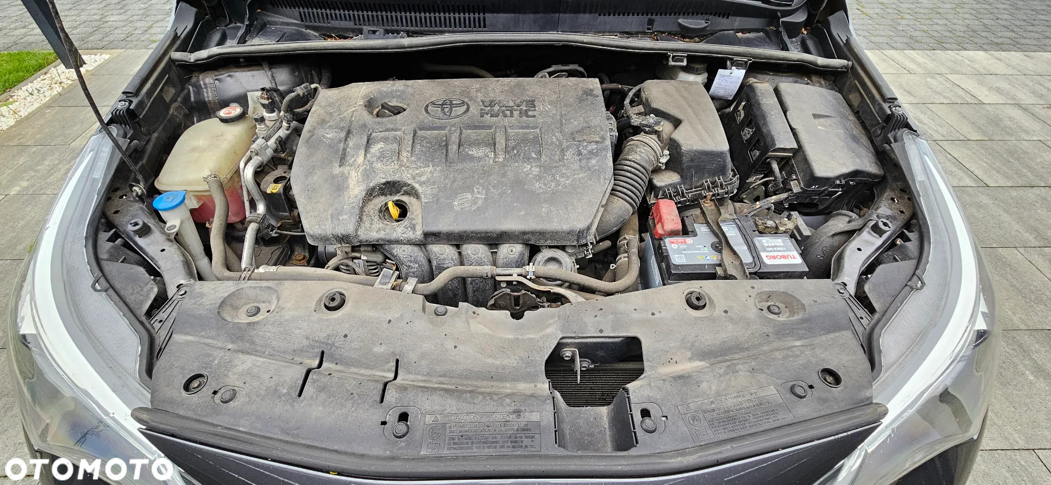Toyota Avensis 1.8 Premium - 10