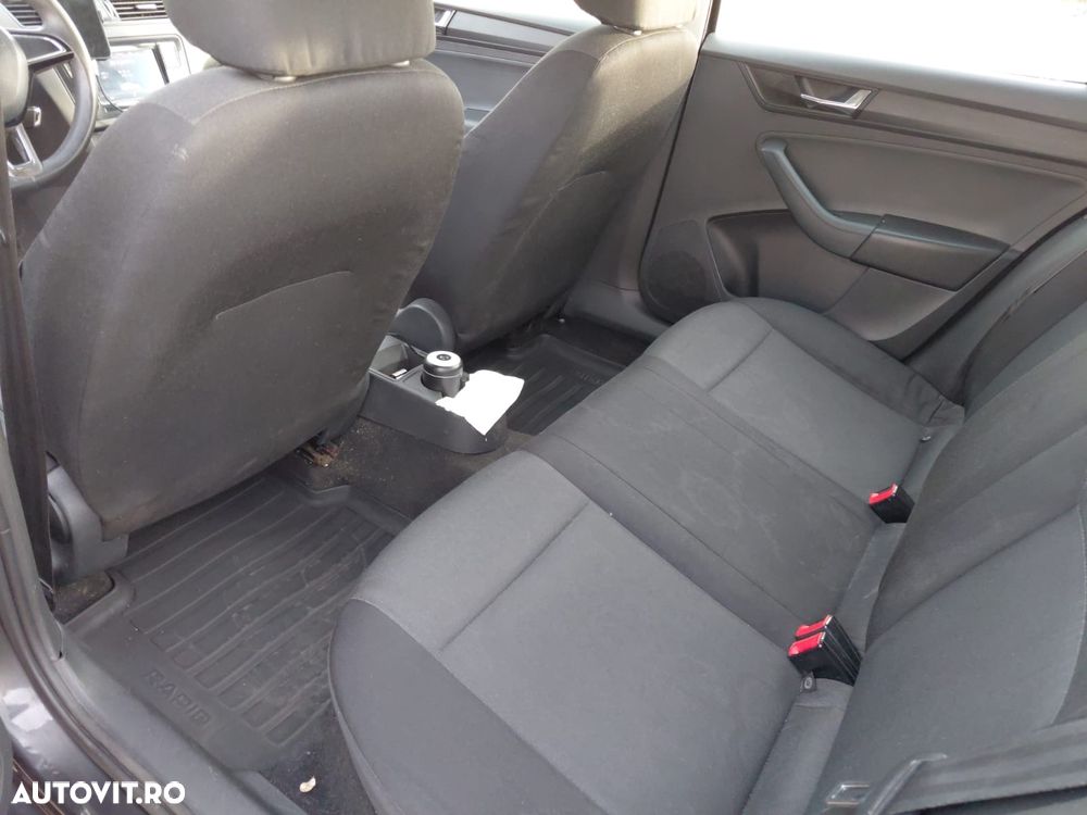Skoda RAPID 1.6 TDI Ambition - 13