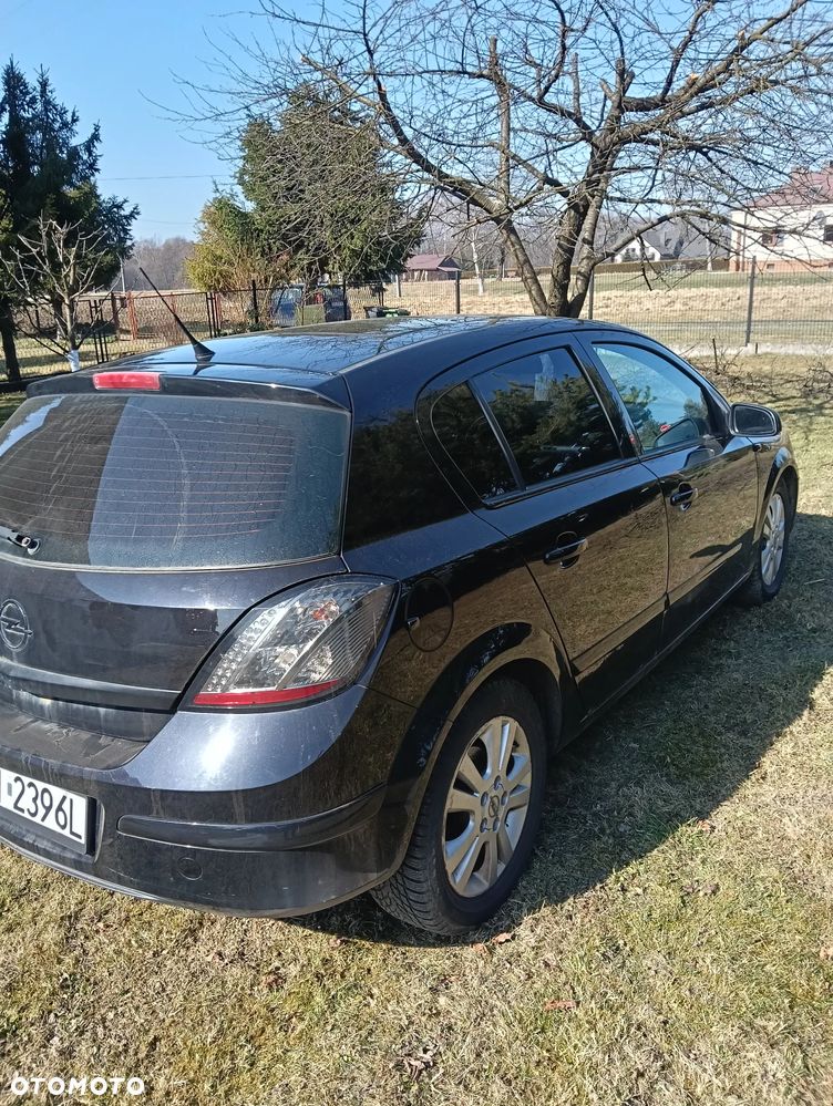 Opel Astra 2.0 T Cosmo - 6