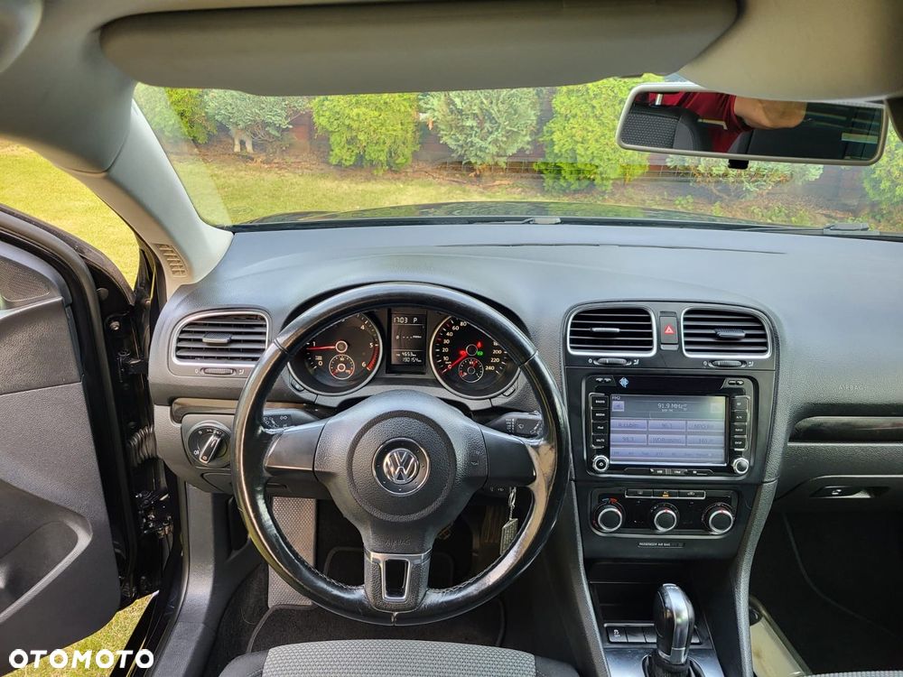 Volkswagen Golf 2.0 TDI DPF BlueMotion Technology DSG MATCH - 6