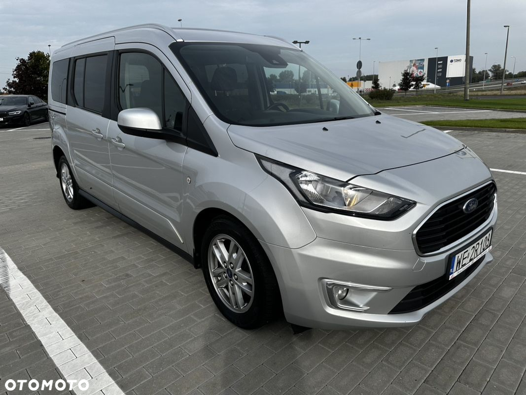 Ford Tourneo Connect Grand - 12