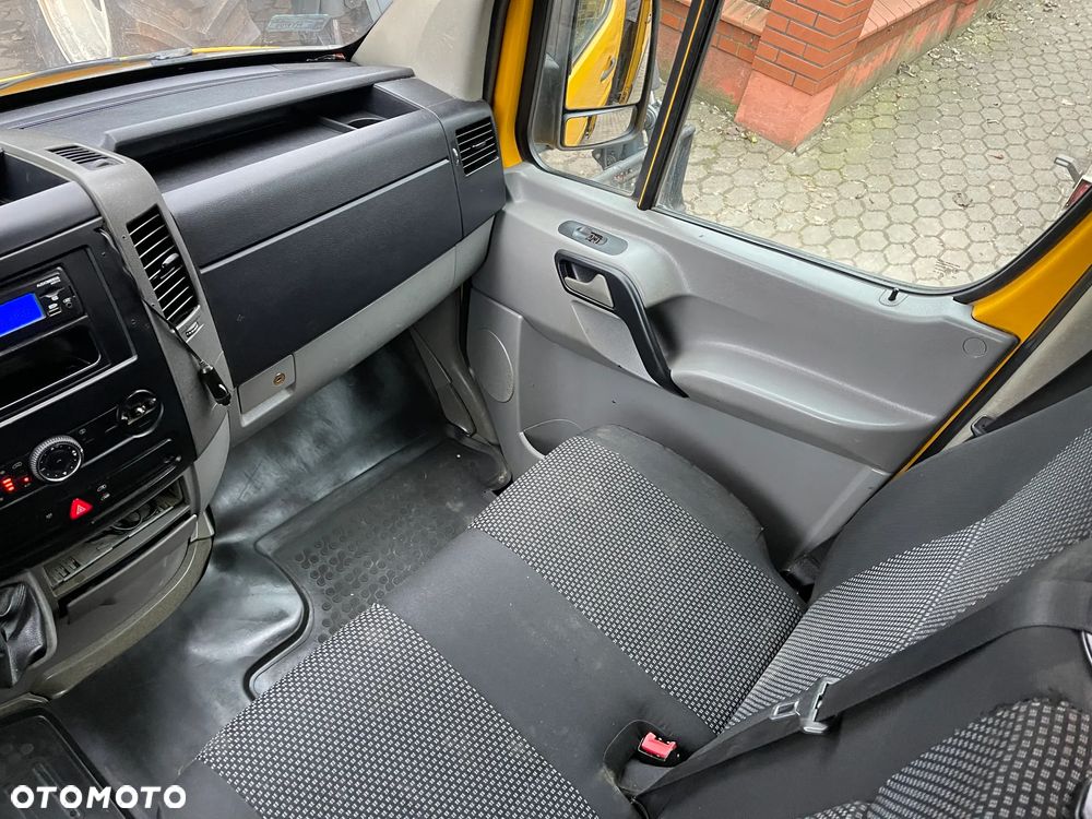 Mercedes-Benz Sprinter W906 313 CDI Średni Średniak L2H2 Brygadówka 6 Osobowy 6 Osób Dubel kabina 2009 ROK - 11