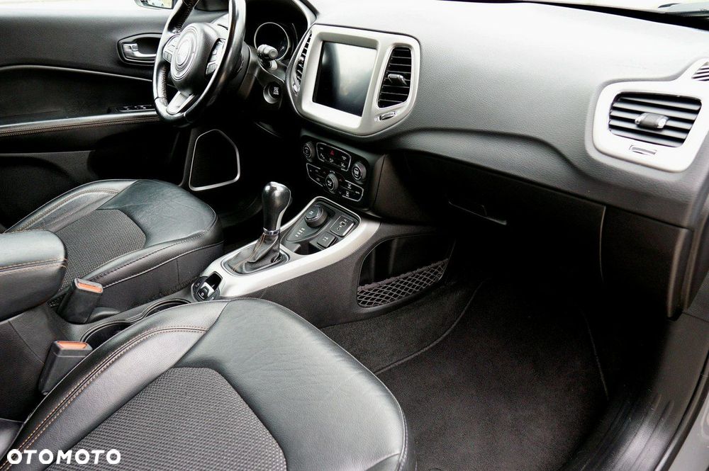 Jeep Compass 1.4 TMair Limited 4WD S&S - 20