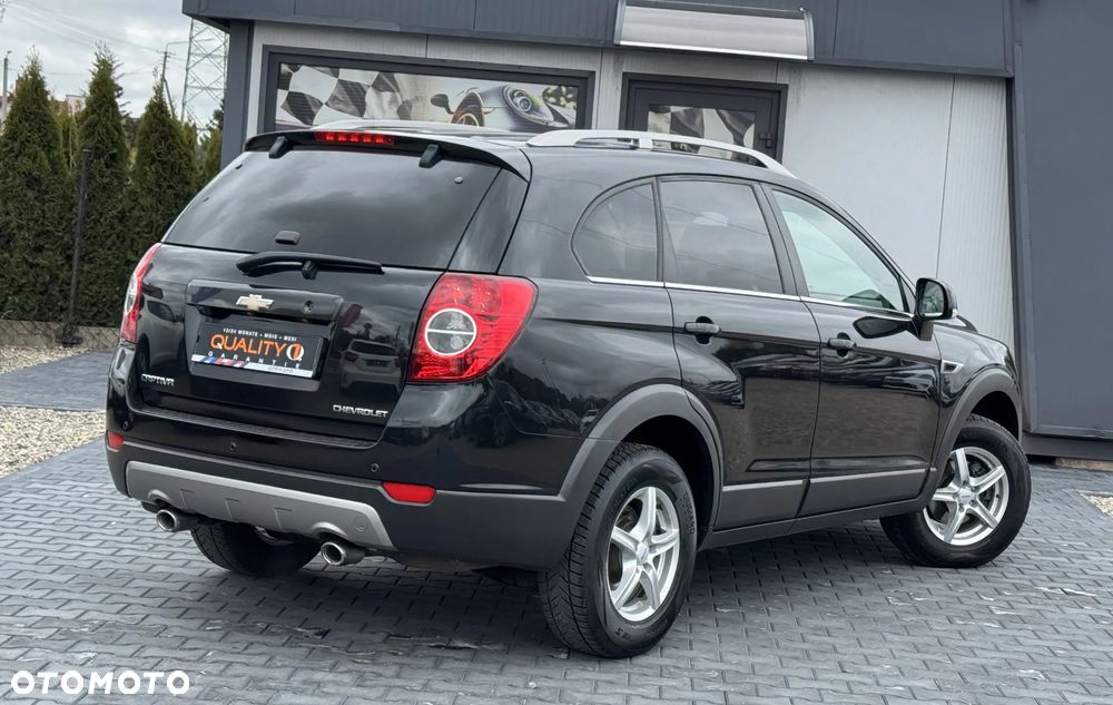 Chevrolet Captiva 2.4 LT+ - 9