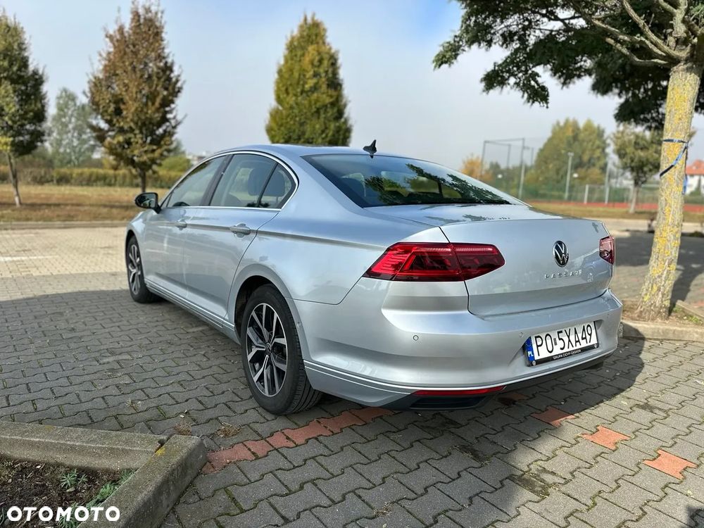 Volkswagen Passat 2.0 TSI Business DSG - 8