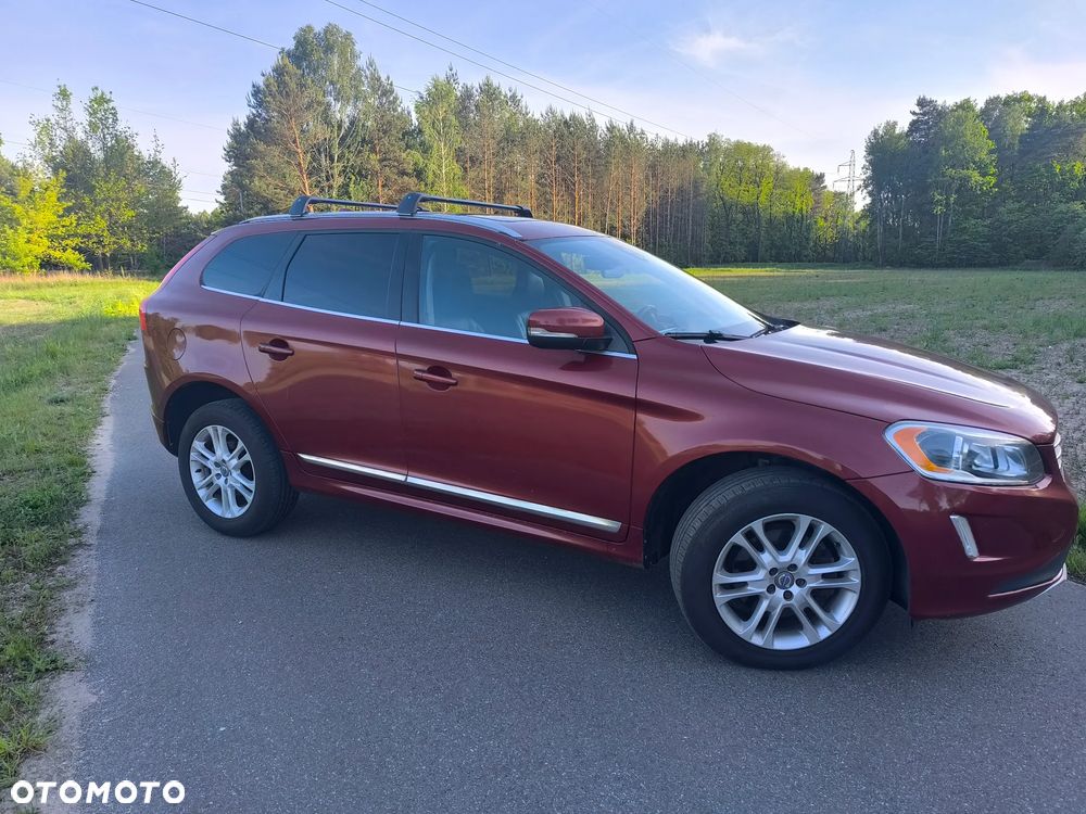 Volvo XC 60 T5 AWD Geartronic Momentum - 9