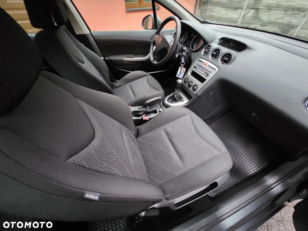 Peugeot 308 - 5