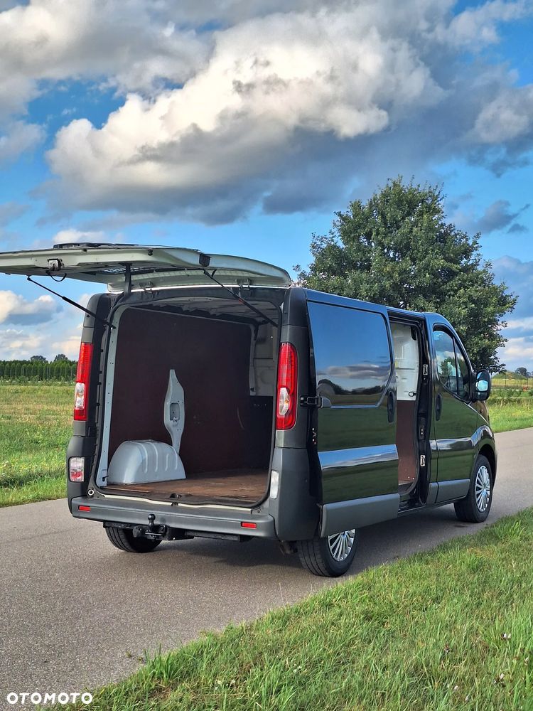 Opel Vivaro - 32